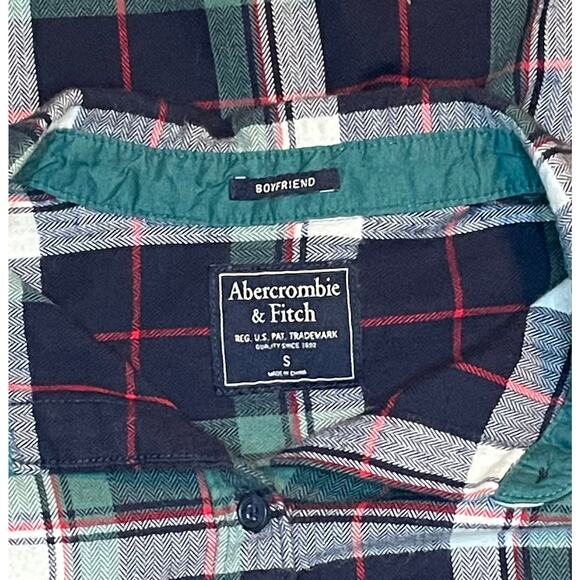 Abercrombie & Fitch Womens Boyfriend Flannel Shirt Sz S Navy Green Plaid Cotton - Picture 3 of 10